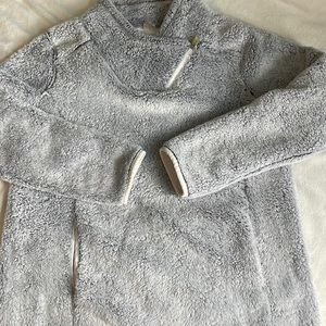 Fluffy pull over sherpa